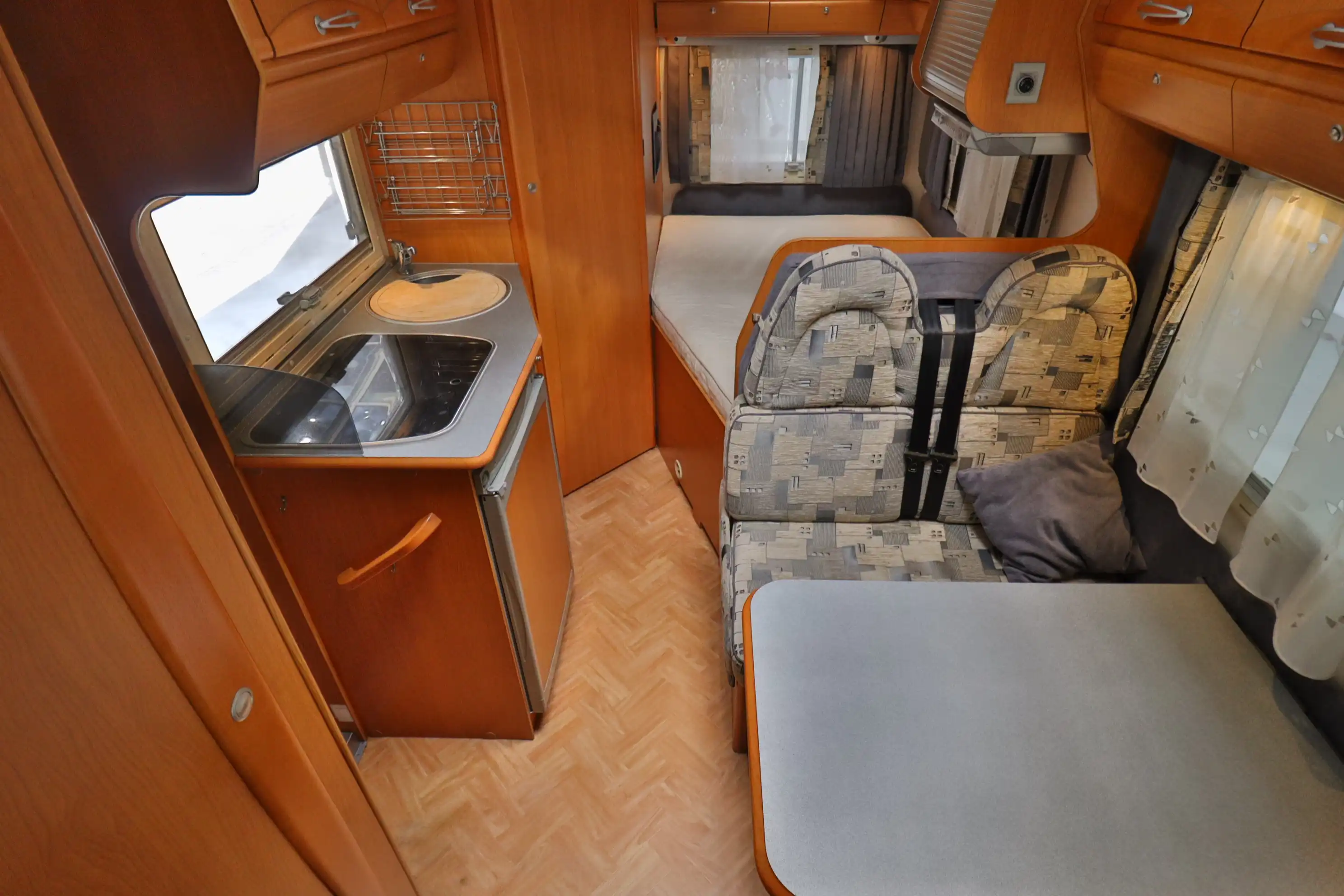 ADRIA Adratik Coral 590 DS